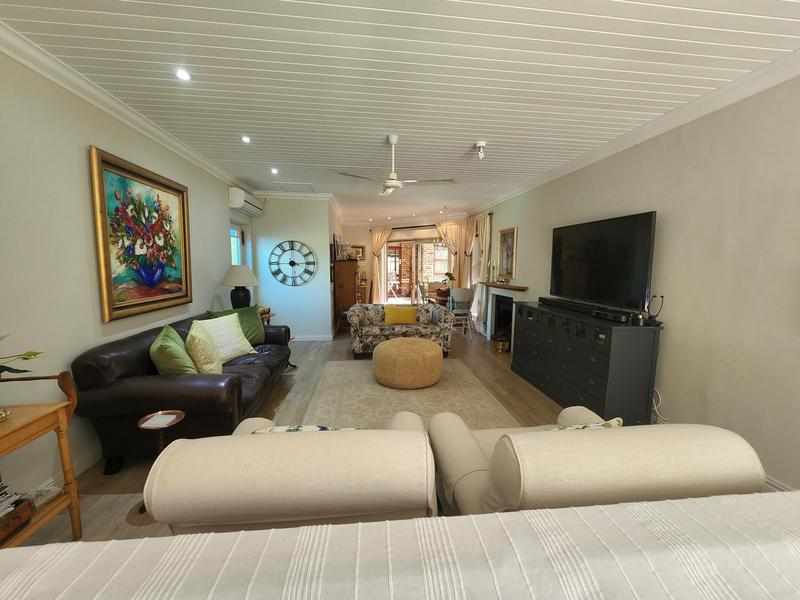 4 Bedroom Property for Sale in Panorama Western Cape